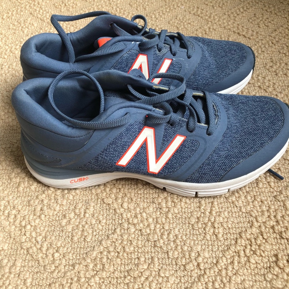 Like New NB sneakers 👟